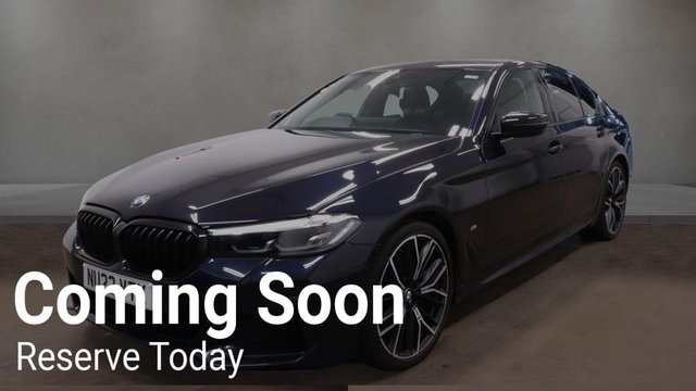 2022 BMW 5 SERIES - Photo 2