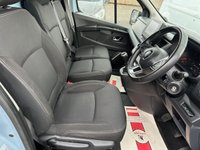 USED 2022 72 RENAULT TRAFIC 2.0 dCi Blue SL28 Sport Panel Van 5dr Diesel Manual L1 H1 Euro 6 (130 ps)  NO VAT FSH STUNNING !!!! LOVELY COLOUR AND DESIRABLE 2.0 DCI