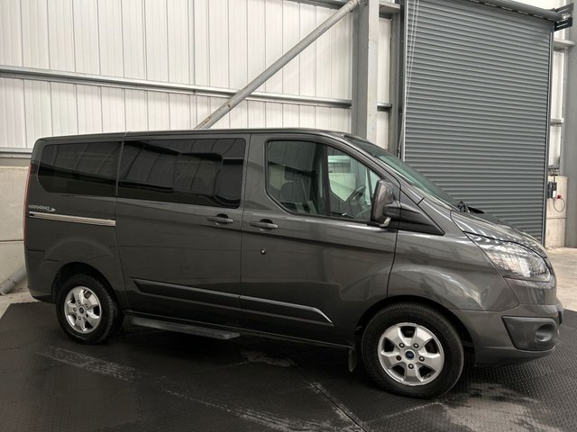 View our FORD TOURNEO CUSTOM