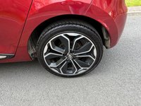 USED 2019 19 RENAULT CLIO 1.5 dCi Iconic Hatchback 5dr Diesel EDC Euro 6 (s/s) (90 ps) 3 OWNERS, EXCELLENT SERVICE HISTORY 4 SERVICES, 1YR MOT, NAV, ALLOYS, AIR CON, BLUETOOTH, CRUISE, REAR PARKING SENSORS, DAB RADIO CD, E/WINDOWS, R/LOCKING, FREE WARRANTY, FINANCE AVAILABLE, HPI CLEAR, PART EXCHANGE WELCOME,