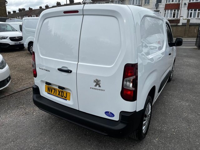 2022 PEUGEOT PARTNER - Photo 9