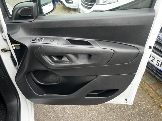 2022 PEUGEOT PARTNER - Photo 12