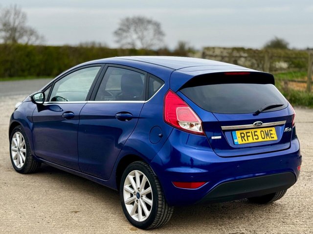 2015 FORD FIESTA - Photo 7