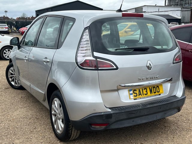 2013 RENAULT SCENIC - Photo 4