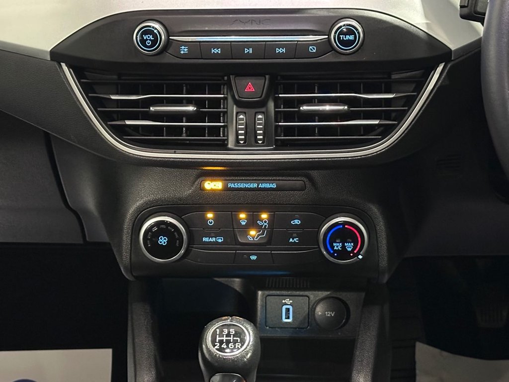 USED 2019 19 FORD FOCUS 1.0T EcoBoost Zetec Hatchback 5dr Petrol Manual Euro 6 (s/s) (100 ps) 