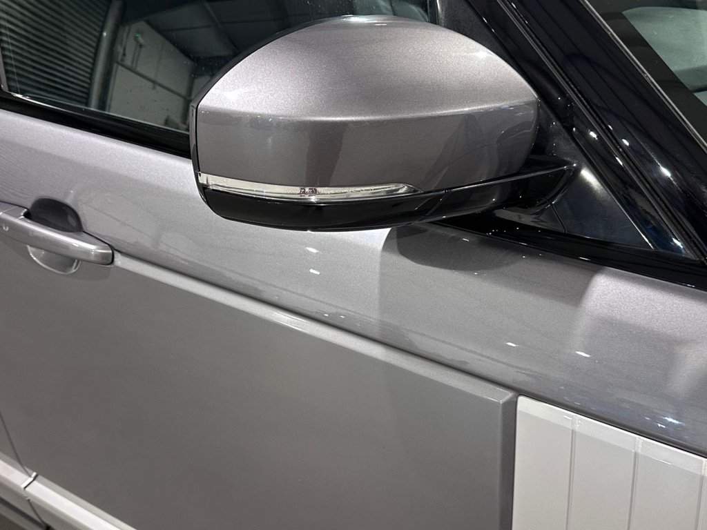 USED 2020 70 LAND ROVER RANGE ROVER 3.0 SD V6 Vogue SUV 5dr Diesel Auto 4WD Euro 6 (s/s) (275 ps) 