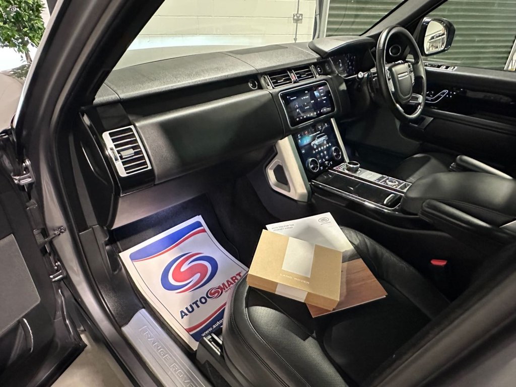 USED 2020 70 LAND ROVER RANGE ROVER 3.0 SD V6 Vogue SUV 5dr Diesel Auto 4WD Euro 6 (s/s) (275 ps) 