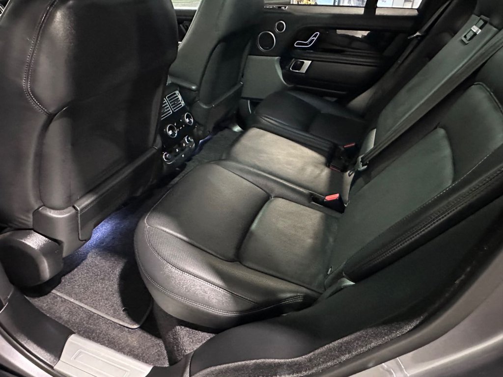 USED 2020 70 LAND ROVER RANGE ROVER 3.0 SD V6 Vogue SUV 5dr Diesel Auto 4WD Euro 6 (s/s) (275 ps) 