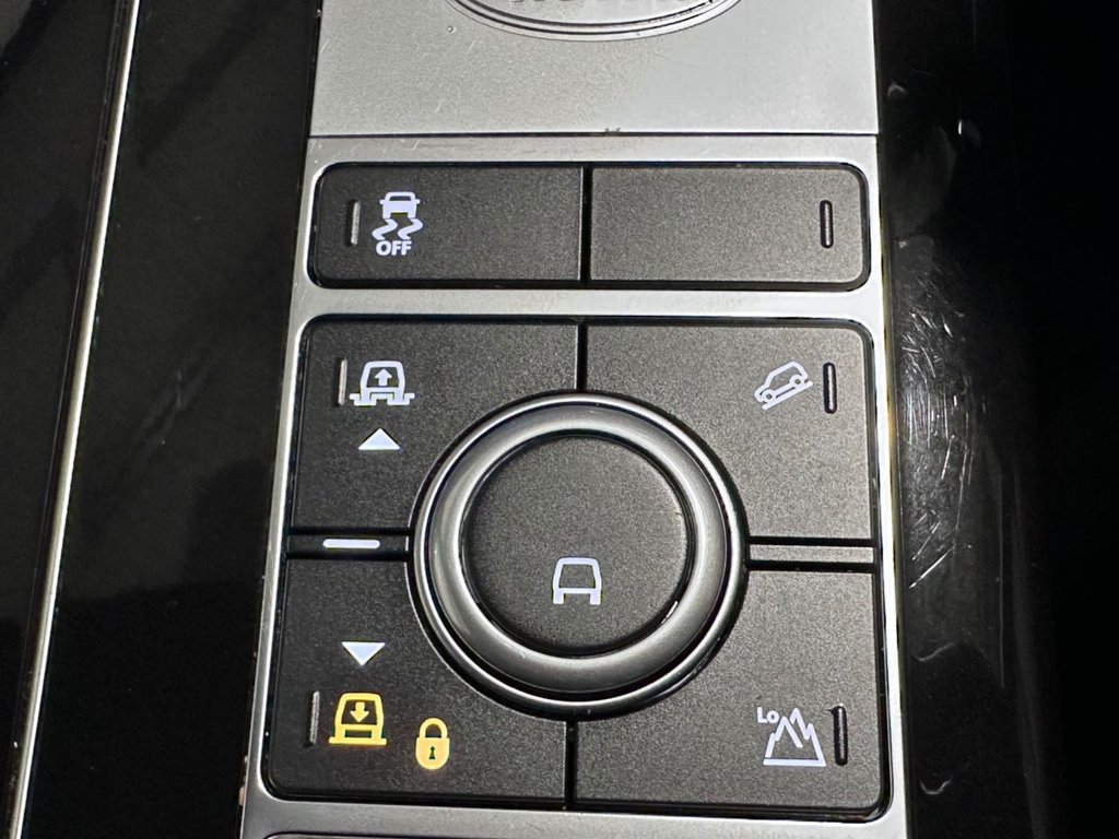 USED 2020 70 LAND ROVER RANGE ROVER 3.0 SD V6 Vogue SUV 5dr Diesel Auto 4WD Euro 6 (s/s) (275 ps) 