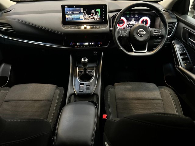 View our NISSAN QASHQAI
