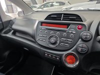 USED 2015 15 HONDA JAZZ 1.2 i-VTEC SE Hatchback 5dr Petrol Manual Euro 5 (s/s) (90 ps) 