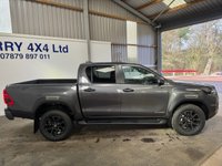 USED 2026 26 TOYOTA HI-LUX 2.8 D-4D-h Invincible X Pickup 4dr Diesel Hybrid Auto 4WD Euro 6 (204 ps) SAT NAV+360 CAMERA+HEATED SEATS