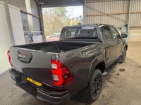 USED 2026 26 TOYOTA HI-LUX 2.8 D-4D-h Invincible X Pickup 4dr Diesel Hybrid Auto 4WD Euro 6 (204 ps) SAT NAV+360 CAMERA+HEATED SEATS
