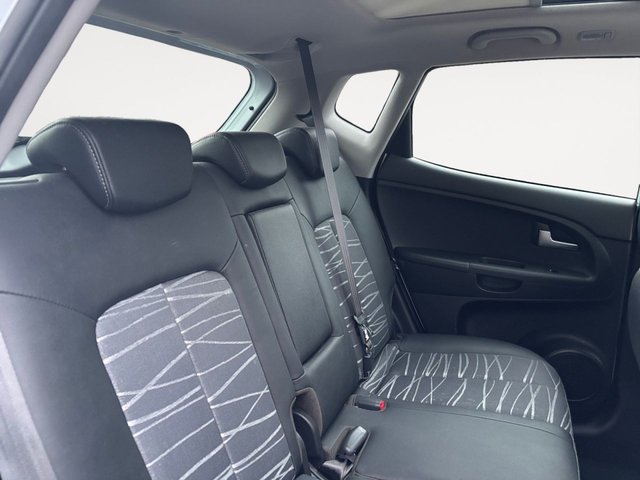 2018 KIA VENGA - Photo 5