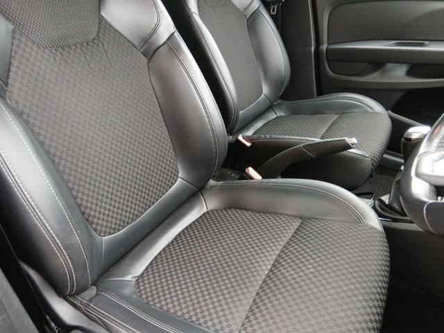 2018 RENAULT CLIO - Photo 7