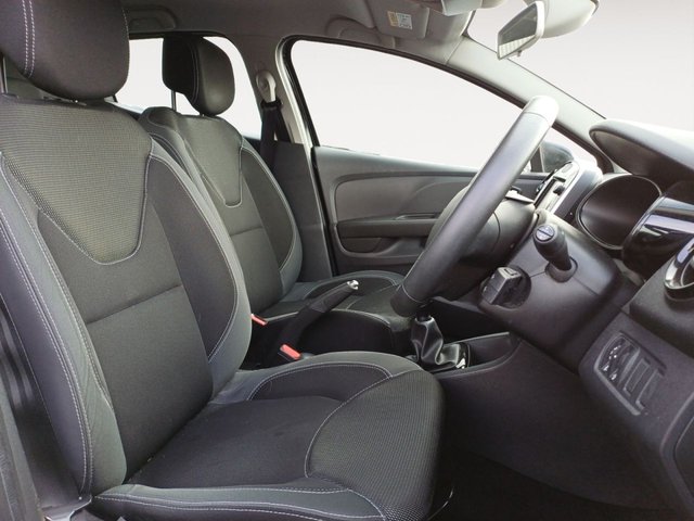 2018 RENAULT CLIO - Photo 6