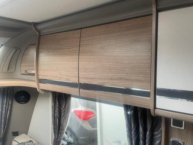 View our COACHMAN VIP 575