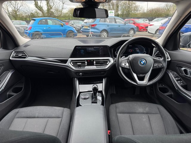 View our BMW 3 SERIES