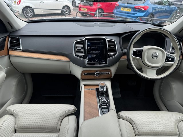 View our VOLVO XC90