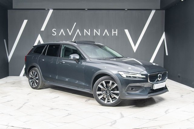 2020 VOLVO V60 CROSS COUNTRY