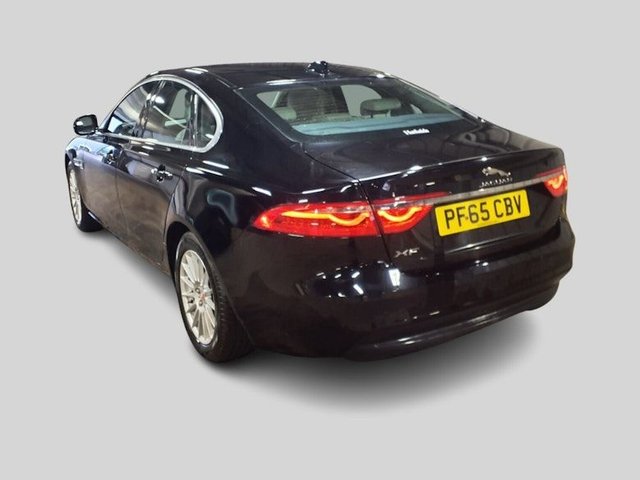 2016 JAGUAR XF - Photo 8