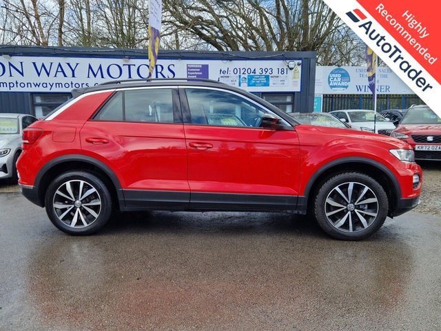 View our VOLKSWAGEN T-ROC