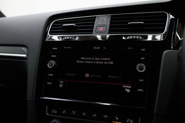 2019 VOLKSWAGEN GOLF - Photo 7