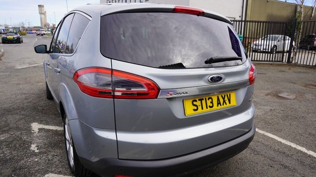 2013 FORD S-MAX 2.0 TDCi Titanium MPV 5dr Diesel Manual Euro 5 (163 ps) - Photo 8
