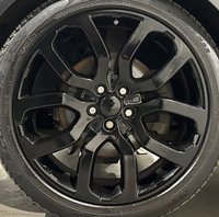 USED 2019 69 LAND ROVER RANGE ROVER 3.0 SD V6 Vogue SUV 5dr Diesel Auto 4WD Euro 6 (s/s) (275 ps) 
