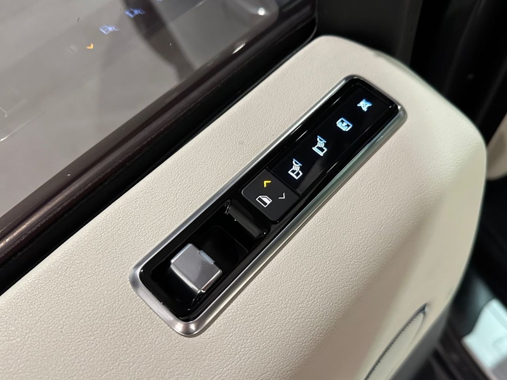USED 2019 69 LAND ROVER RANGE ROVER 3.0 SD V6 Vogue SUV 5dr Diesel Auto 4WD Euro 6 (s/s) (275 ps) 