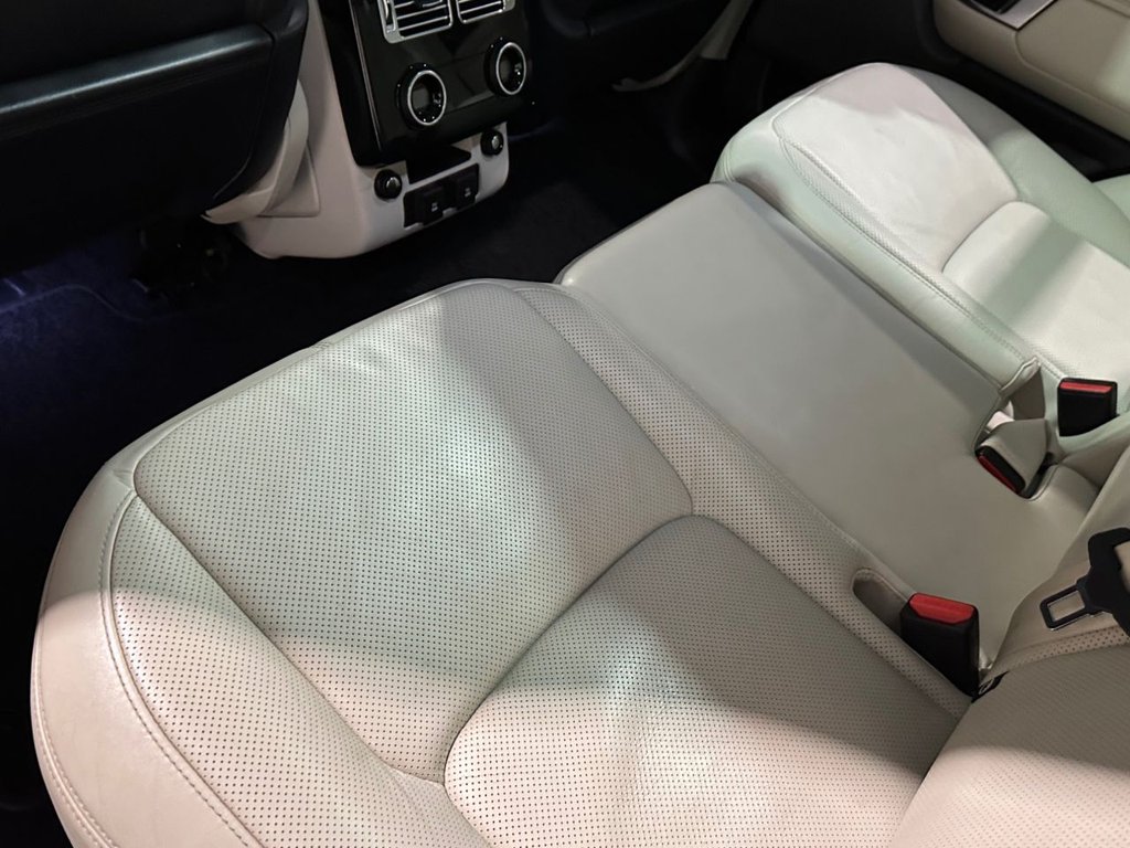 USED 2019 69 LAND ROVER RANGE ROVER 3.0 SD V6 Vogue SUV 5dr Diesel Auto 4WD Euro 6 (s/s) (275 ps) 