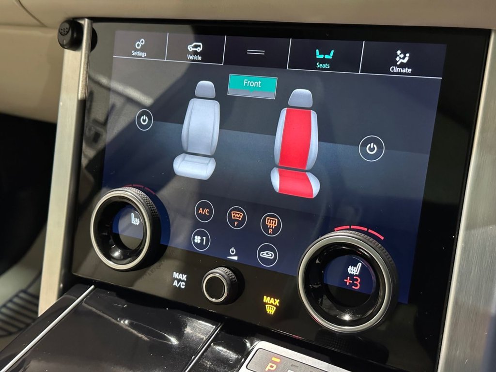 USED 2019 69 LAND ROVER RANGE ROVER 3.0 SD V6 Vogue SUV 5dr Diesel Auto 4WD Euro 6 (s/s) (275 ps) 