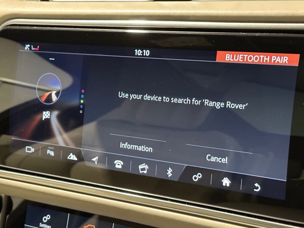 USED 2019 69 LAND ROVER RANGE ROVER 3.0 SD V6 Vogue SUV 5dr Diesel Auto 4WD Euro 6 (s/s) (275 ps) 
