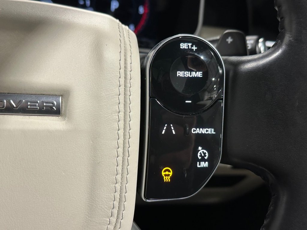 USED 2019 69 LAND ROVER RANGE ROVER 3.0 SD V6 Vogue SUV 5dr Diesel Auto 4WD Euro 6 (s/s) (275 ps) 