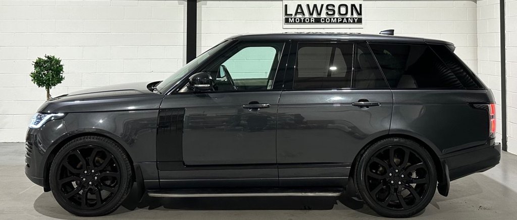 USED 2019 69 LAND ROVER RANGE ROVER 3.0 SD V6 Vogue SUV 5dr Diesel Auto 4WD Euro 6 (s/s) (275 ps) 