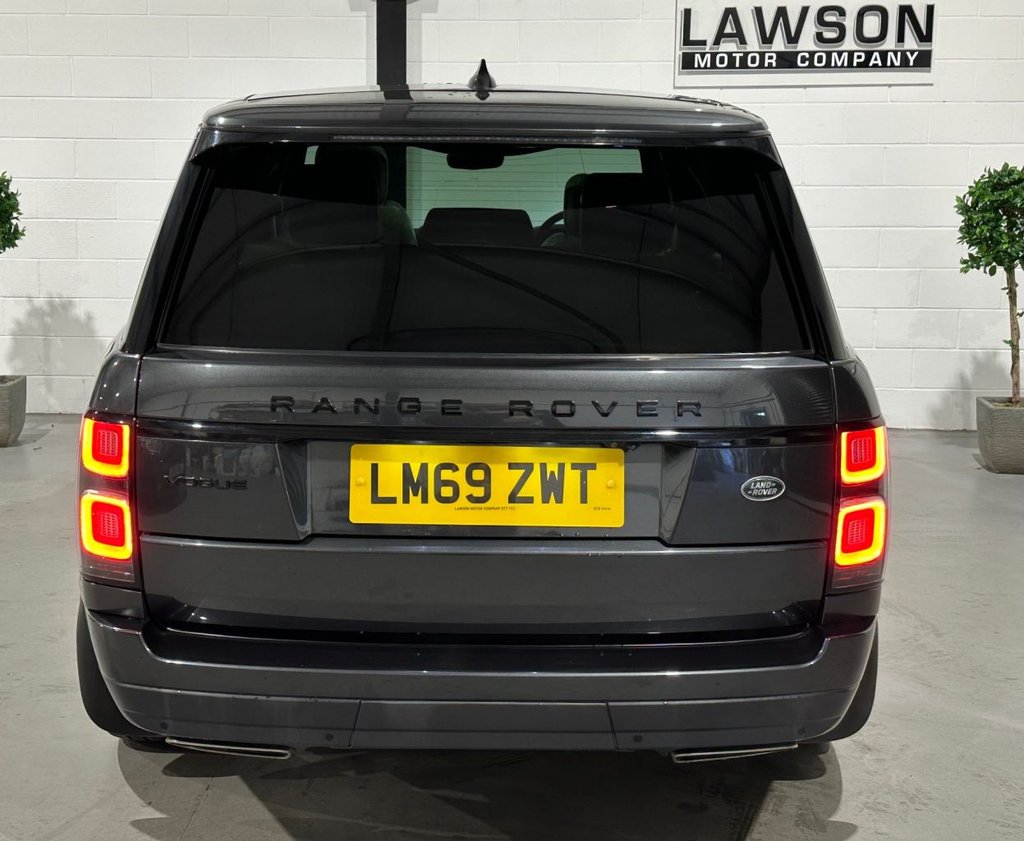 USED 2019 69 LAND ROVER RANGE ROVER 3.0 SD V6 Vogue SUV 5dr Diesel Auto 4WD Euro 6 (s/s) (275 ps) 