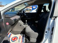 USED 2022 72 DACIA JOGGER 1.0 TCe Extreme SE MPV 5dr Petrol Manual Euro 6 (s/s) (110 ps) 2 OWNERS FROM NEW* 7 SEATS* SAT NAV* REVERSE CAMERA* PARKING SENSORS* CRUISE CONTROL* ELECTRIC HANDBRAKE* AUTO START / STOP* ECO MODE* 6 SPEED* BRAKE ASSIST* BLIND SPOT DETECTION* AIR CON* HEATED SEATS