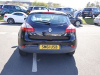 USED 2012 61 RENAULT MEGANE 1.6 16V Pzaz Hatchback 5dr Petrol Manual Euro 5 (100 ps) * LOWER MILEAGE GOLDEN OLDIE *