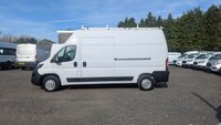 USED 2021 71 PEUGEOT BOXER Glass Carrier / Frail Van L3 H3 Professional 140 PS Blue Hdi 335 With Air Conditioning, Electric Pack, Cruise Control, Sat Nav, Traction Control finished in 