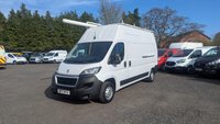 USED 2021 71 PEUGEOT BOXER Glass Carrier / Frail Van L3 H3 Professional 140 PS Blue Hdi 335 With Air Conditioning, Electric Pack, Cruise Control, Sat Nav, Traction Control finished in 