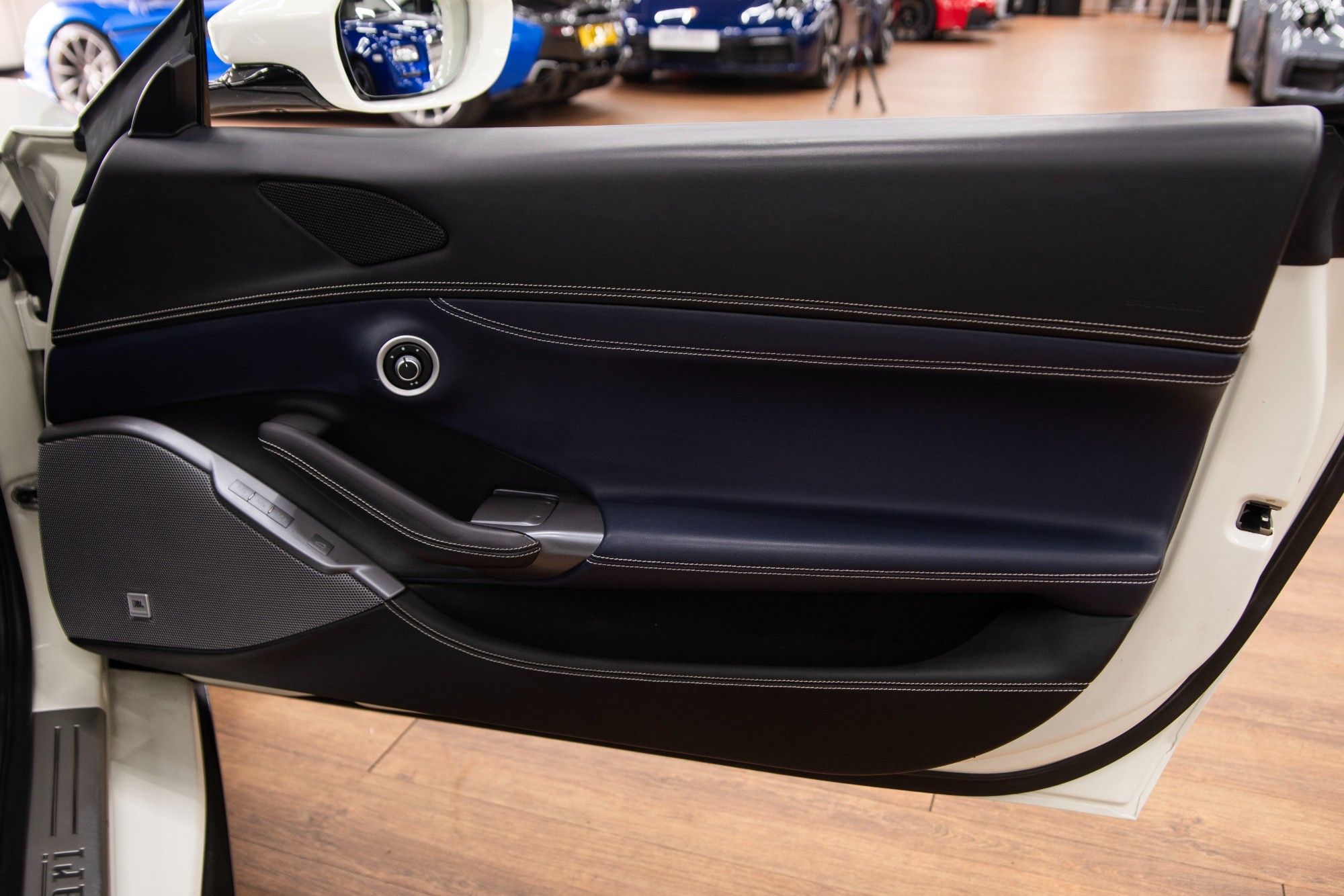 USED 2019 68 FERRARI PORTOFINO 3.8T V8 Convertible 