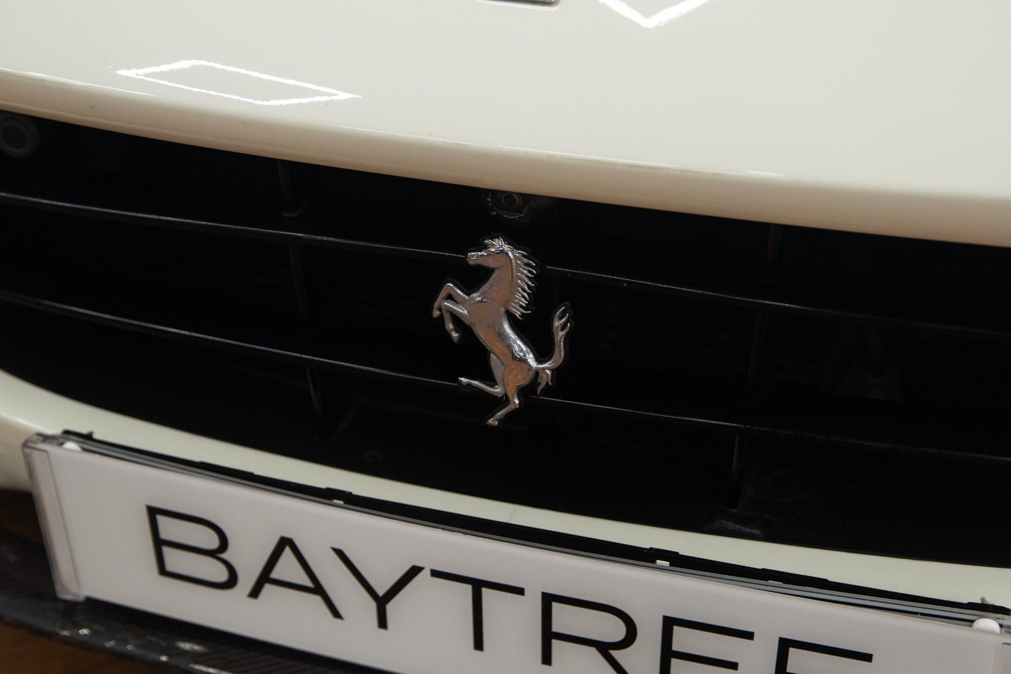 USED 2019 68 FERRARI PORTOFINO 3.8T V8 Convertible 