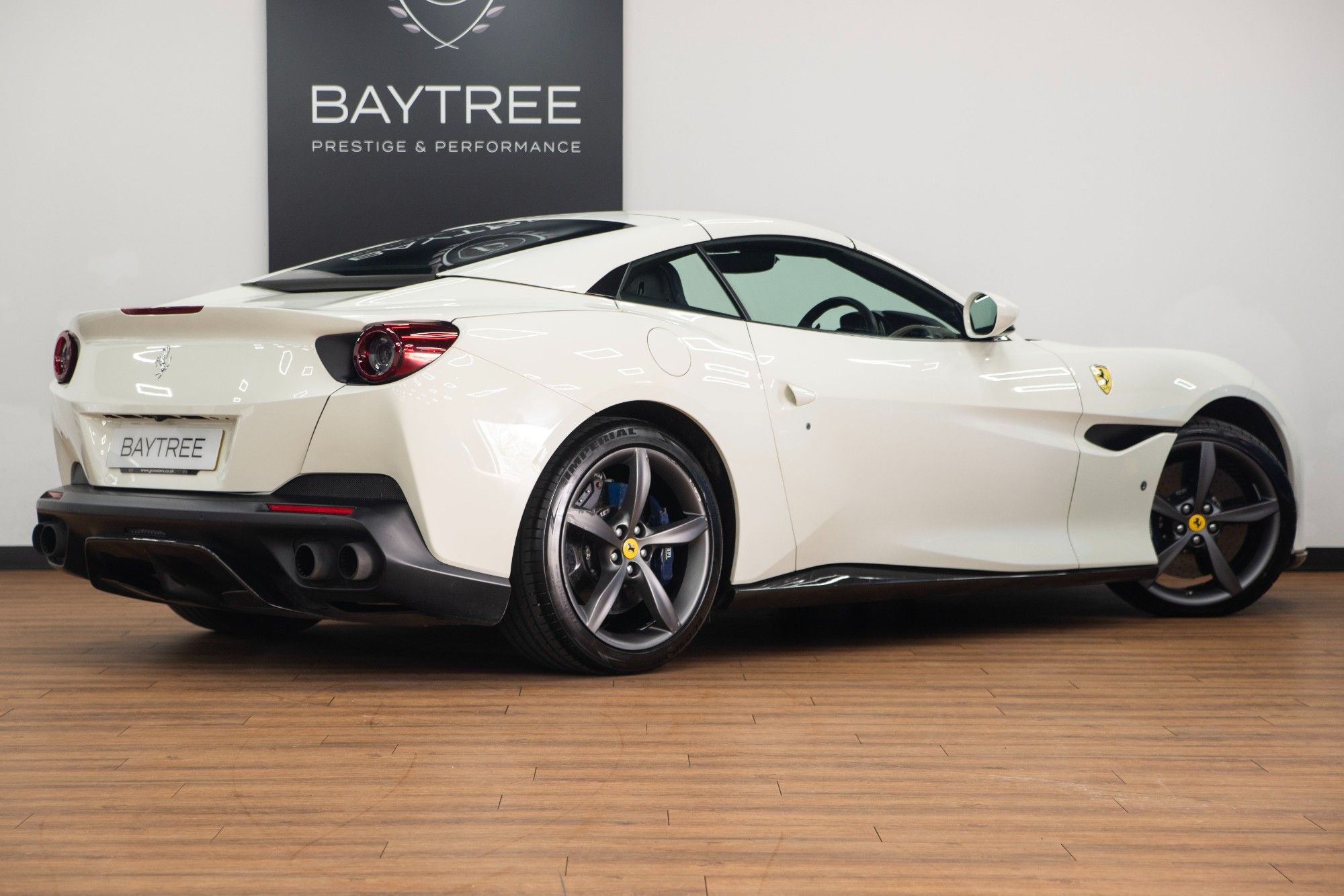 USED 2019 68 FERRARI PORTOFINO 3.8T V8 Convertible 