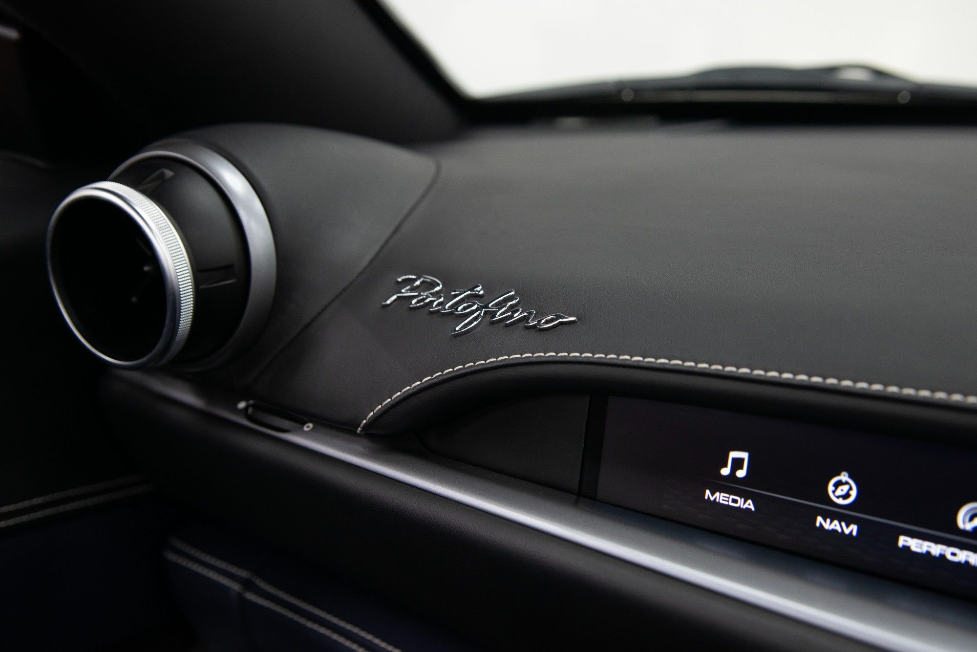 USED 2019 68 FERRARI PORTOFINO 3.8T V8 Convertible 