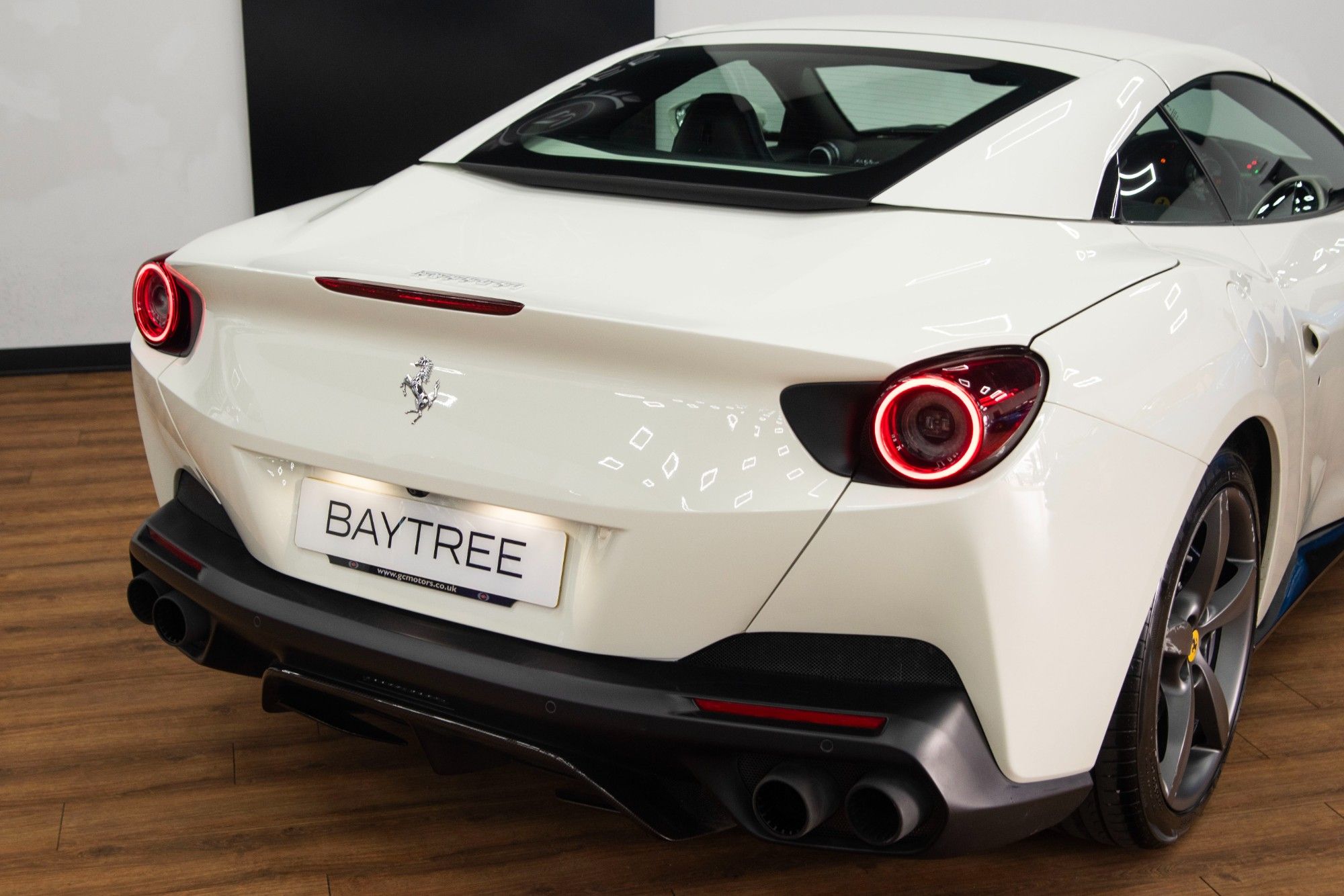 USED 2019 68 FERRARI PORTOFINO 3.8T V8 Convertible 