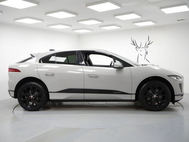 2021 JAGUAR I-PACE - Photo 8