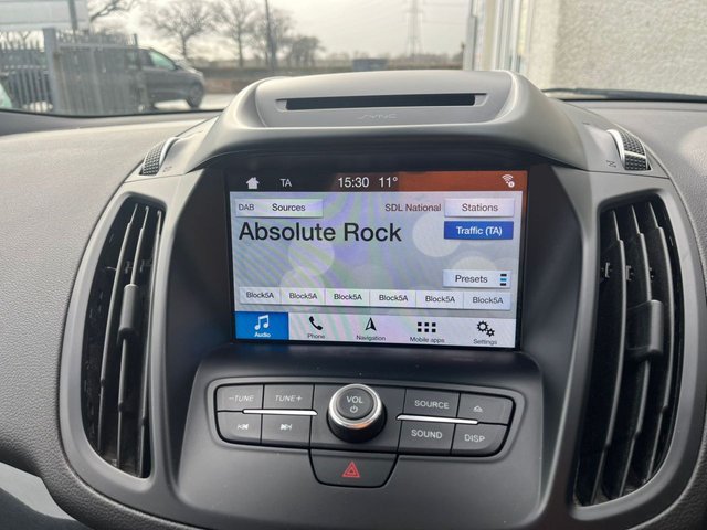 2019 FORD KUGA - Photo 10