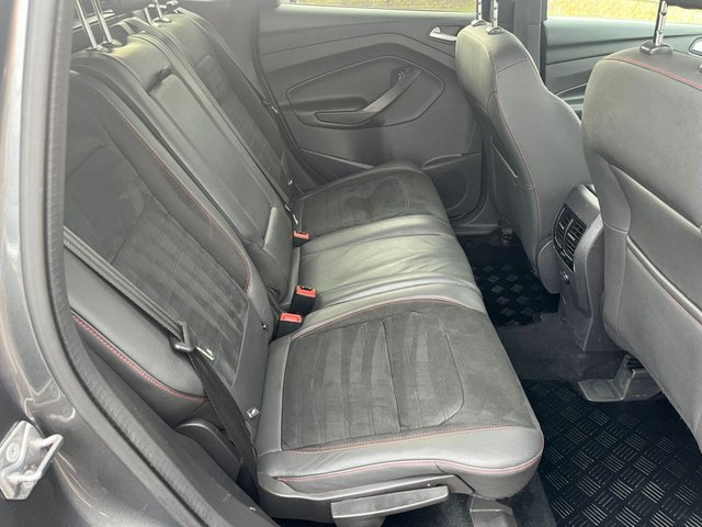 2019 FORD KUGA - Photo 9