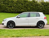 USED 2011 61 VOLKSWAGEN GOLF 1.6 TDI BlueMotion Tech Match Hatchback 5dr Diesel Manual Euro 5 (s/s) (105 ps) 