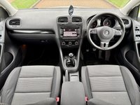 USED 2011 61 VOLKSWAGEN GOLF 1.6 TDI BlueMotion Tech Match Hatchback 5dr Diesel Manual Euro 5 (s/s) (105 ps) 